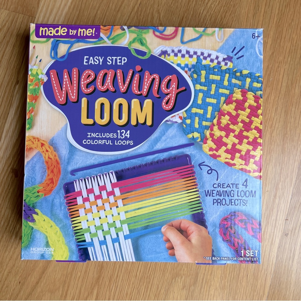 Weaving Loom. NEW IN BOX!
